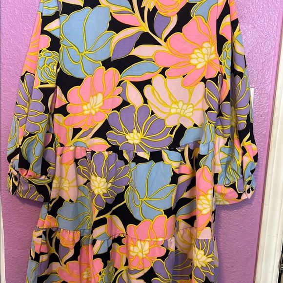 Women dress - Picture 3 of 5